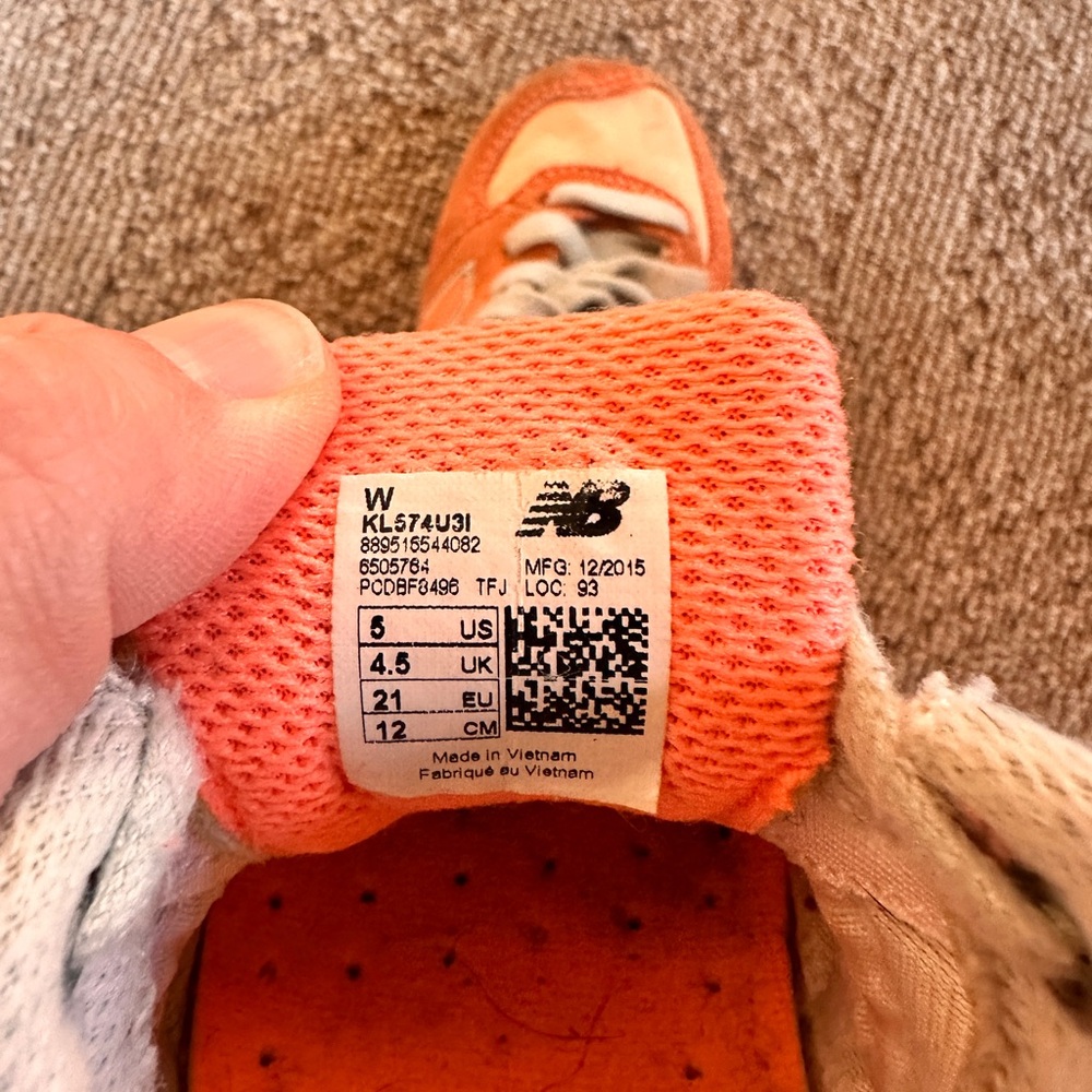 New Balance Kids Coral Sneakers - Picture 7 of 7